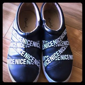 Rue21 Shoes zip up on side